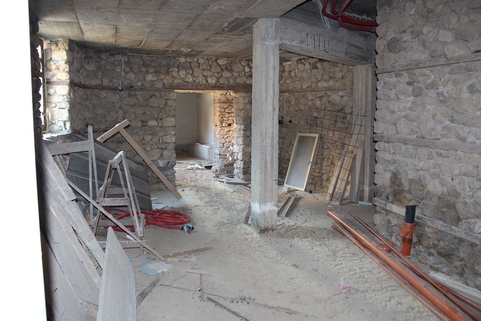 hotel_melnik_11 Хотел в строеж в Мелник